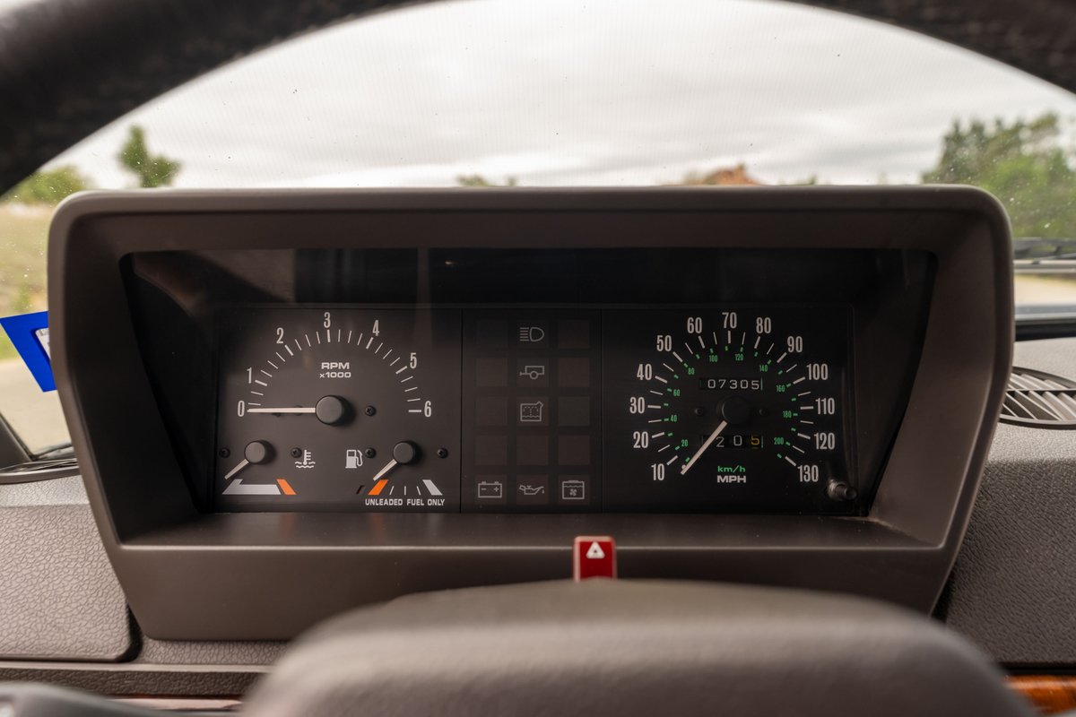 1994 Land Rover Range Rover LWB dashboard with tachometer, speedometer, and fuel gauge.