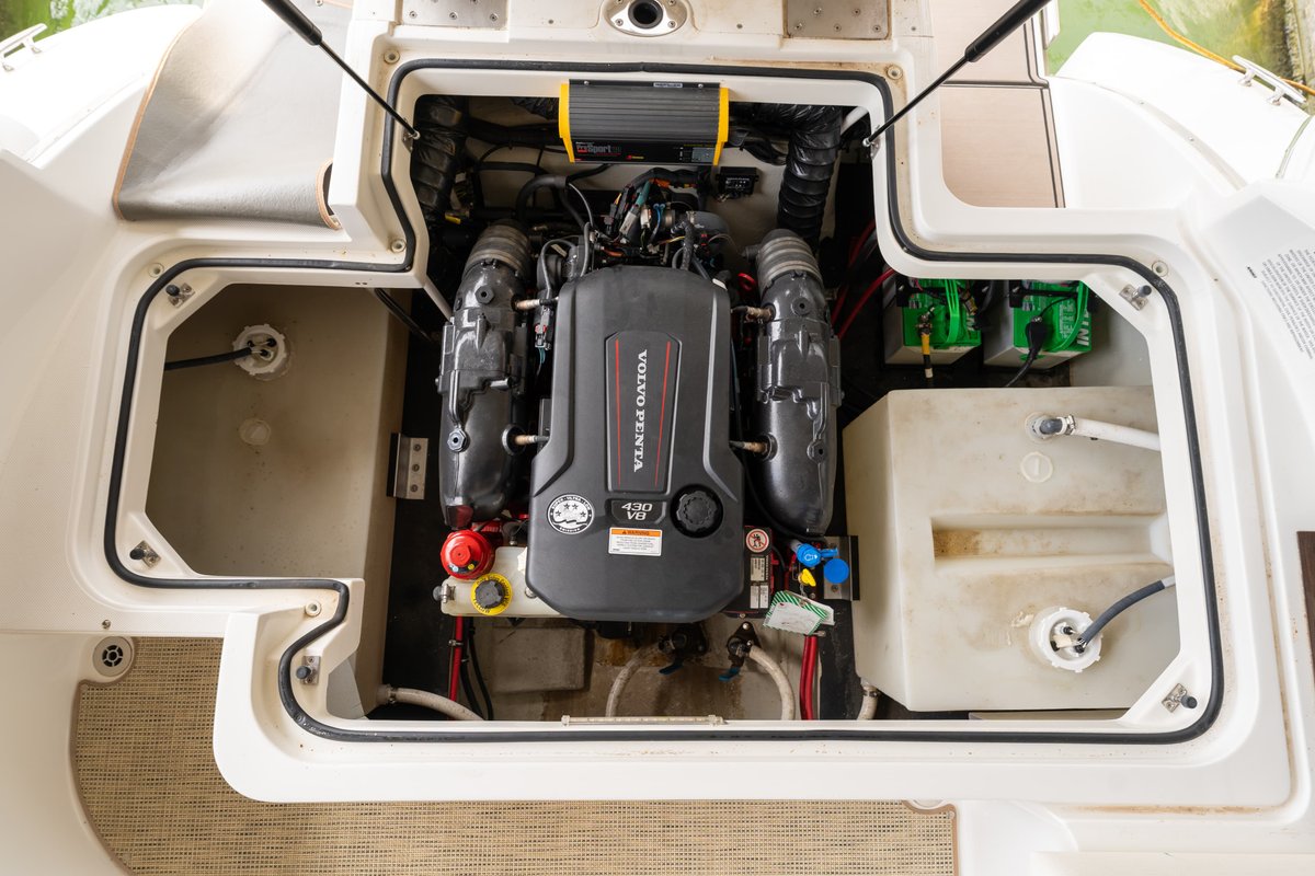 2018 Cobalt R7 Surf boat engine bay: Volvo Penta 430 HP engine, dual batteries, and water tank.