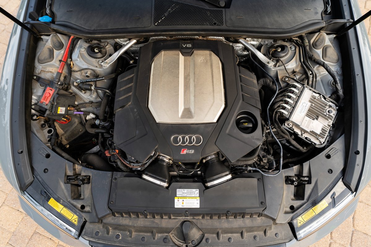 Audi RS6 V8 engine bay in Nardo Grey.