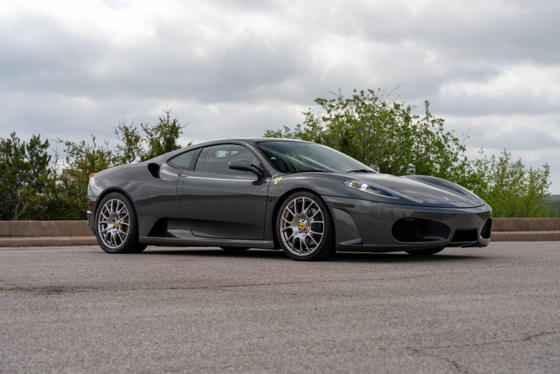 2007 Ferrari F430 in Grigio Silverstone, with multi-spoke alloy rims.