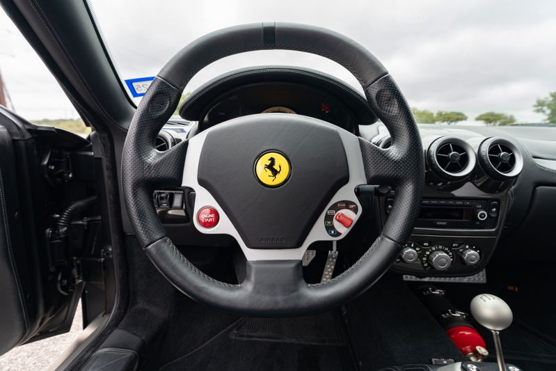 Ferrari F430 6-speed steering wheel and dashboard, Grigio Silverstone.
