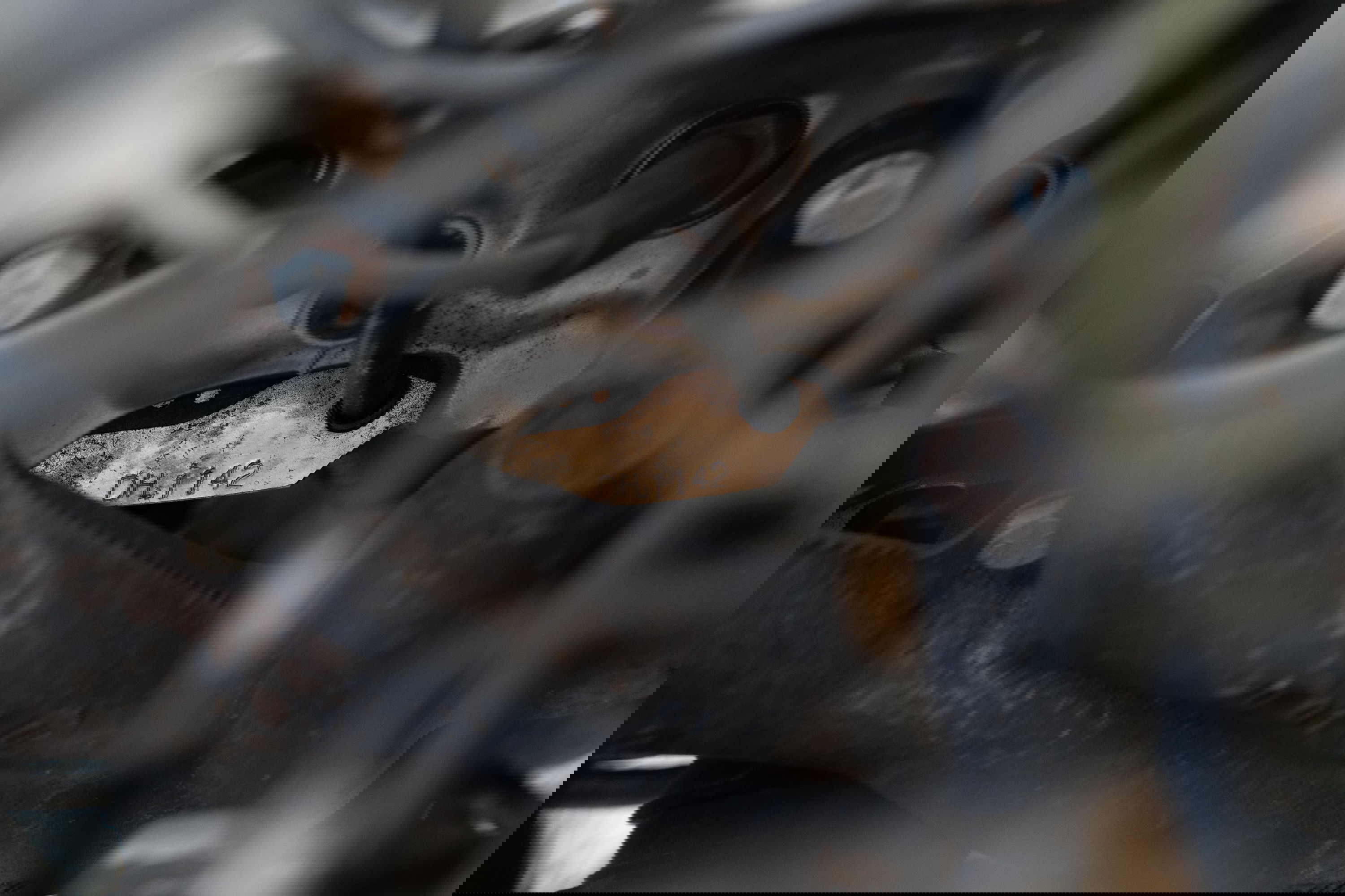 White 1995 Land Rover Range Rover County with VIN tag &quot;DH1142&quot; visible in engine bay.